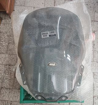Cúpula Givi Piaggio Mp3 250