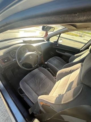 Peugeot 307 2001