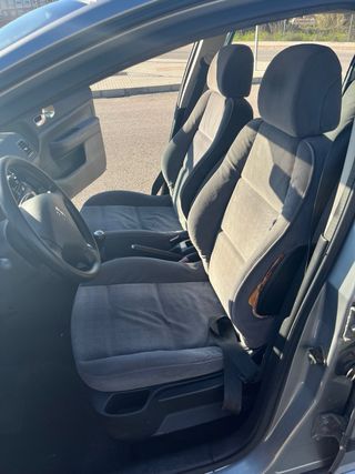 Peugeot 307 2001