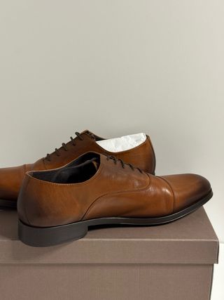 Zapatos Martinelli Marrones Talla 45
nuevos