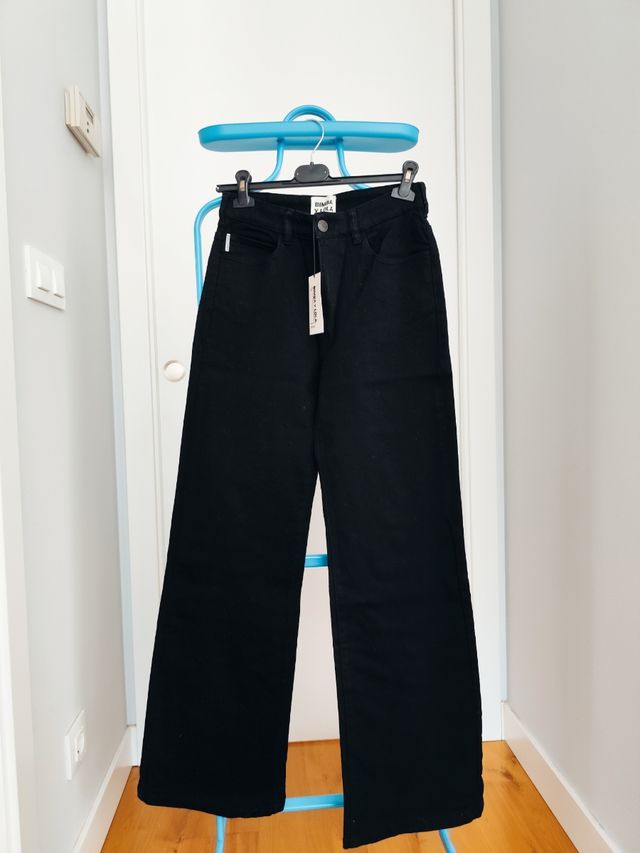 Pantalones flare Bimba y Lola negros