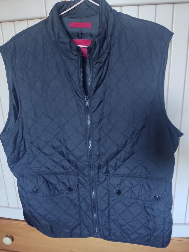 Chaleco Zara Man negro Talla XL