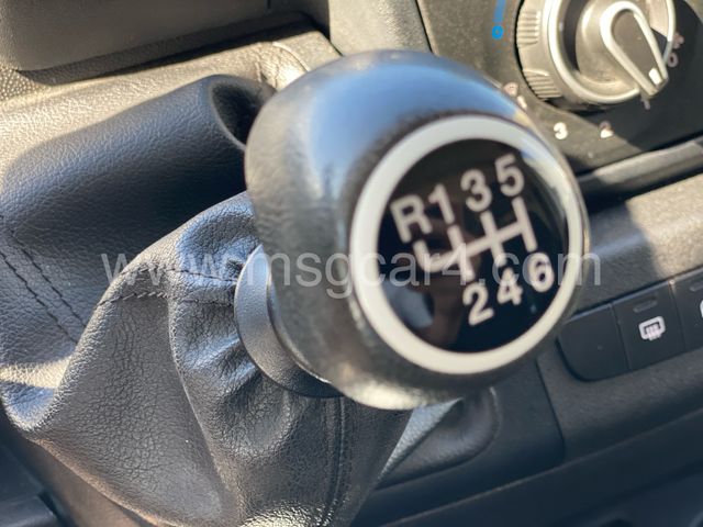 Peugeot Boxer L2H2 140cv 13.900kms
