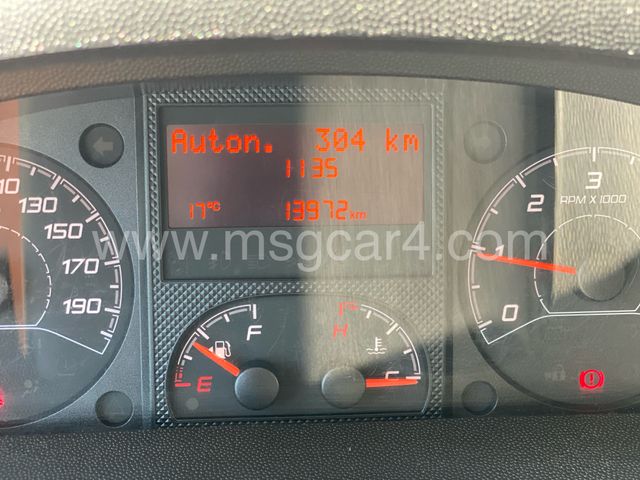 Peugeot Boxer L2H2 140cv 13.900kms