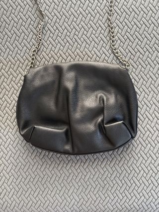 Bolso Negro Cadena