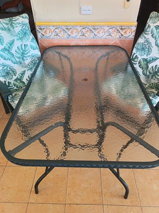 Mesa y sillas terraza 