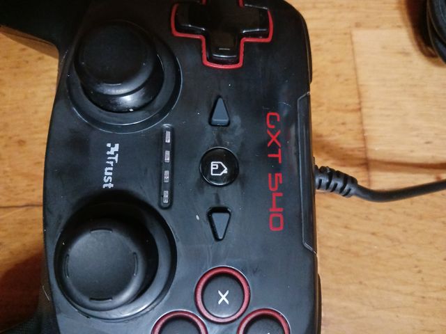 Controller per PC/PS3 Trust GTX 540