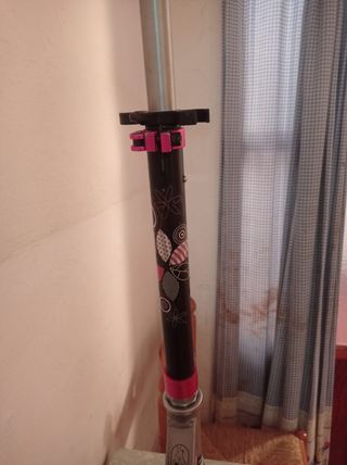 Patinete Oxelo rosa y plateado