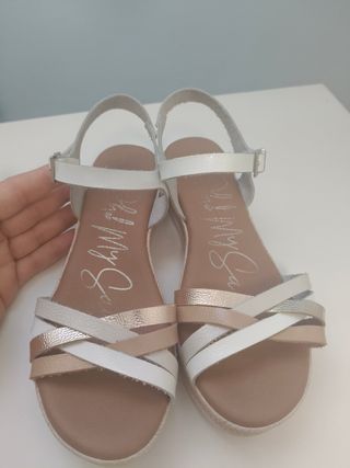 Sandalias niña talla 37