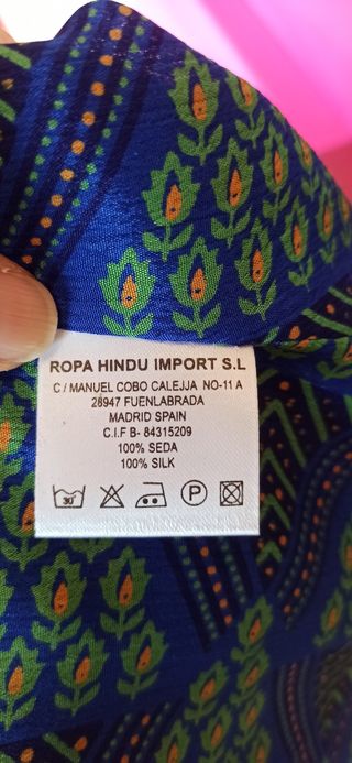 Kimono de seda dorado y verde