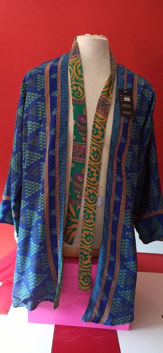 Kimono de seda dorado y verde