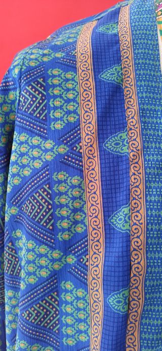 Kimono de seda dorado y verde