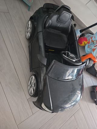 Coche tele dirigido menos de 1 año de uso 