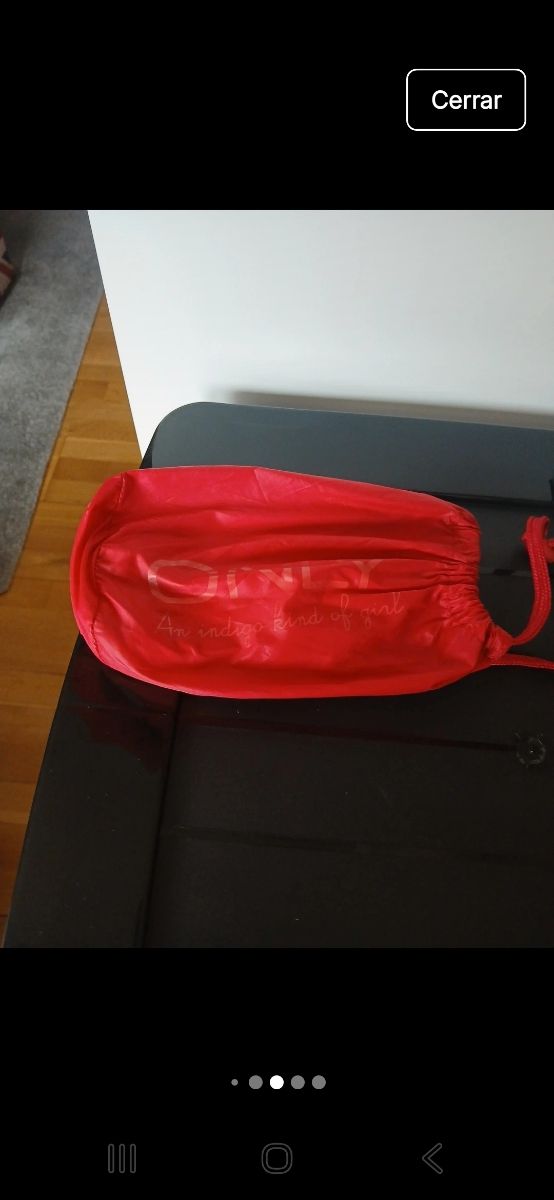 PLUMAS ROJO   ONLY S