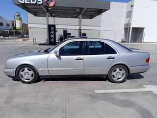 Mercedes-Benz Clase E 300 turbodiesel 1998 