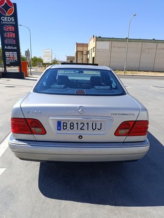 Mercedes-Benz Clase E 300 turbodiesel 1998 