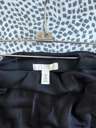 Falda larga H&M negra