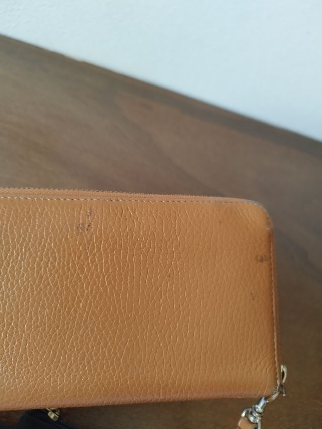 Portafogli pochette Guess Luxe pelle beige