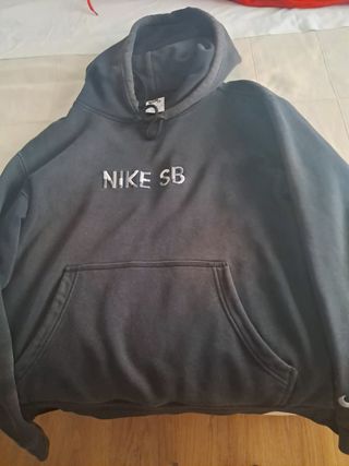 Sudadera Nike SB Gris