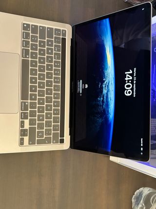 MacBook Pro 13 M2 Plata - Como nuevo