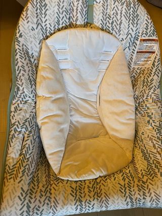Mecedora para bebé con estampado