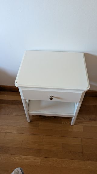 2 Mesitas de noche IKEA Tyssedal