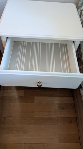2 Mesitas de noche IKEA Tyssedal