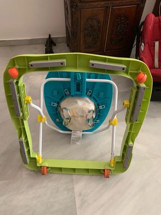 Andador infantil azul y verde