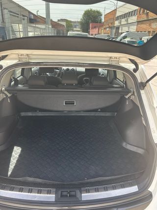 Nissan Qashqai+2 2011