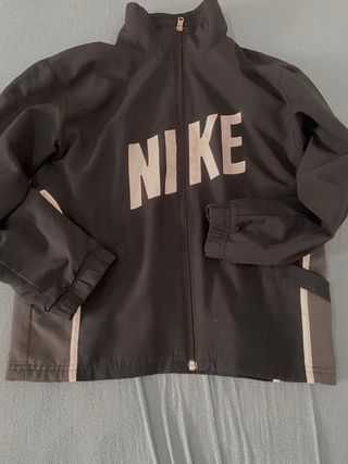 Chaqueta Cortavientos Nike Negra