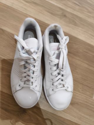 Zapatillas Adidas Blancas y Rosas