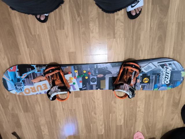 Tabla de Snow Nitro Loop Troop.