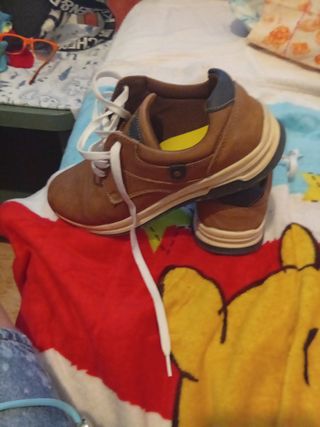 Zapatos casuales marrones talla 42 inside