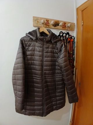 Chaquetón plumón gris largo