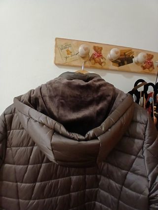 Chaquetón plumón gris largo