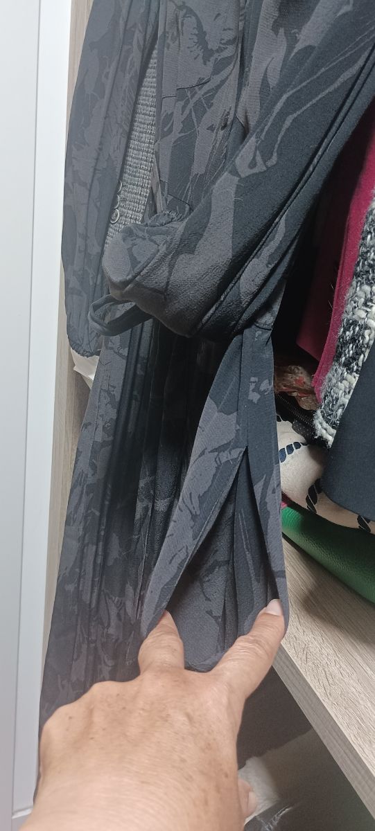 Vestido camisero Zara gris con bolsillos