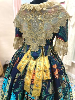 Traje Fallera Talla 44 Azul y Dorado