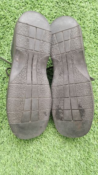 Zapatos de piel negros talla 40