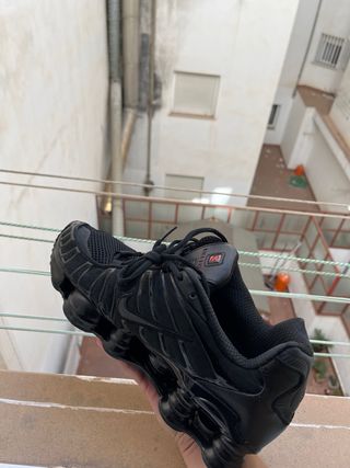 Nike Shox Negras
