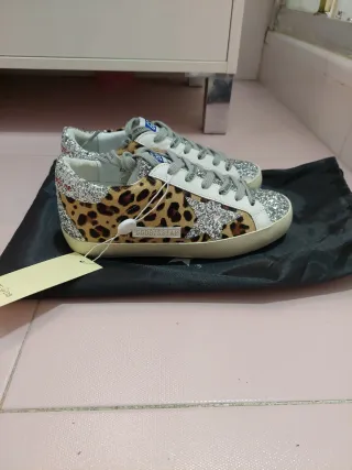   Zapatillas Golden
