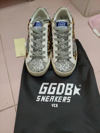   Zapatillas Golden
