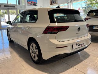 Volkswagen Golf VIII 2.0TDI 115CV LIFE.- " NACIONAL ".- " BAJO CONSUMO ".- " GARANTÍA CON COBERTURA EUROPEA ".- " REVISADO Y GARANTÍZADO ".-