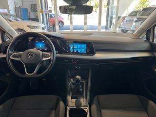 Volkswagen Golf VIII 2.0TDI 115CV LIFE.- " NACIONAL ".- " BAJO CONSUMO ".- " GARANTÍA CON COBERTURA EUROPEA ".- " REVISADO Y GARANTÍZADO ".-