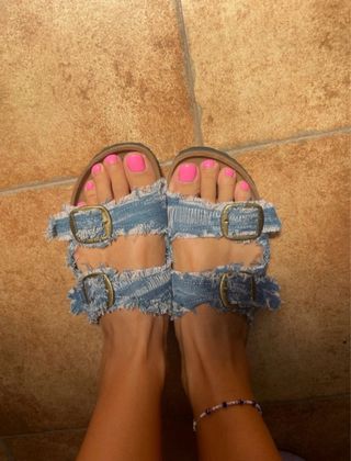 Sandalias Vaqueras Desgastadas