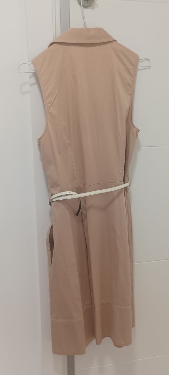 Vestido Roberto Verino Beige talla M. Con cinturón
