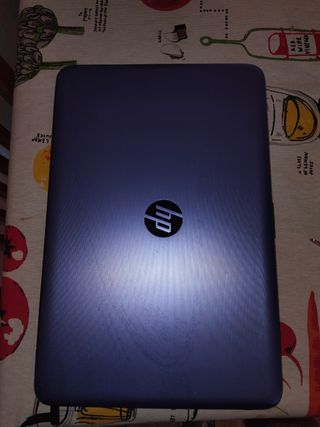 Portátil HP azul