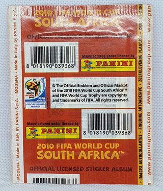 1 SOBRE PLATEADO DE CROMOS PANINI MUNDIAL 2010