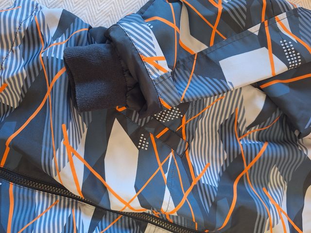 Cortavientos niño T.12 nuevo