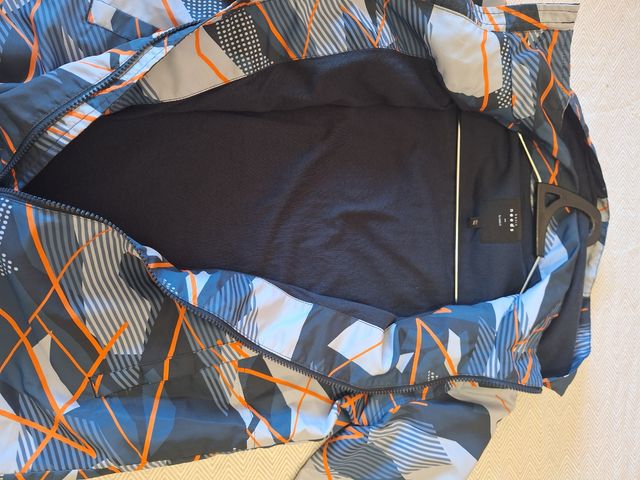 Cortavientos niño T.12 nuevo