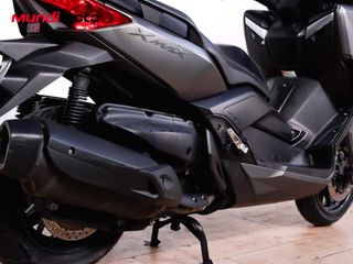 YAMAHA X-MAX 400 